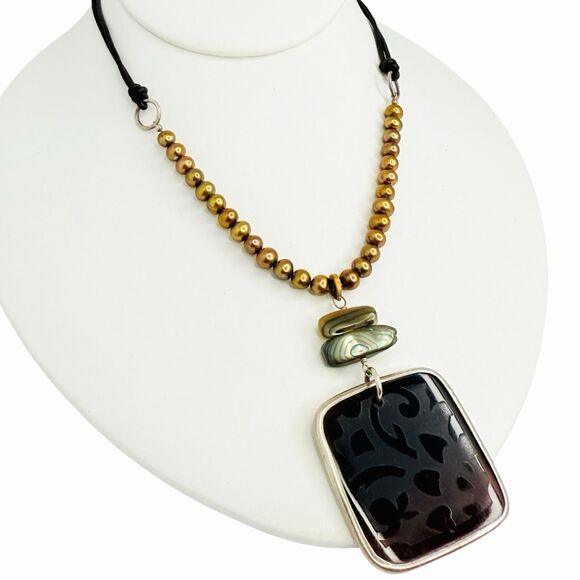 Silpada 925 Sterling Silver Gold Pearl Abalone Pendant Necklace 18" Leather - Picture 3 of 10